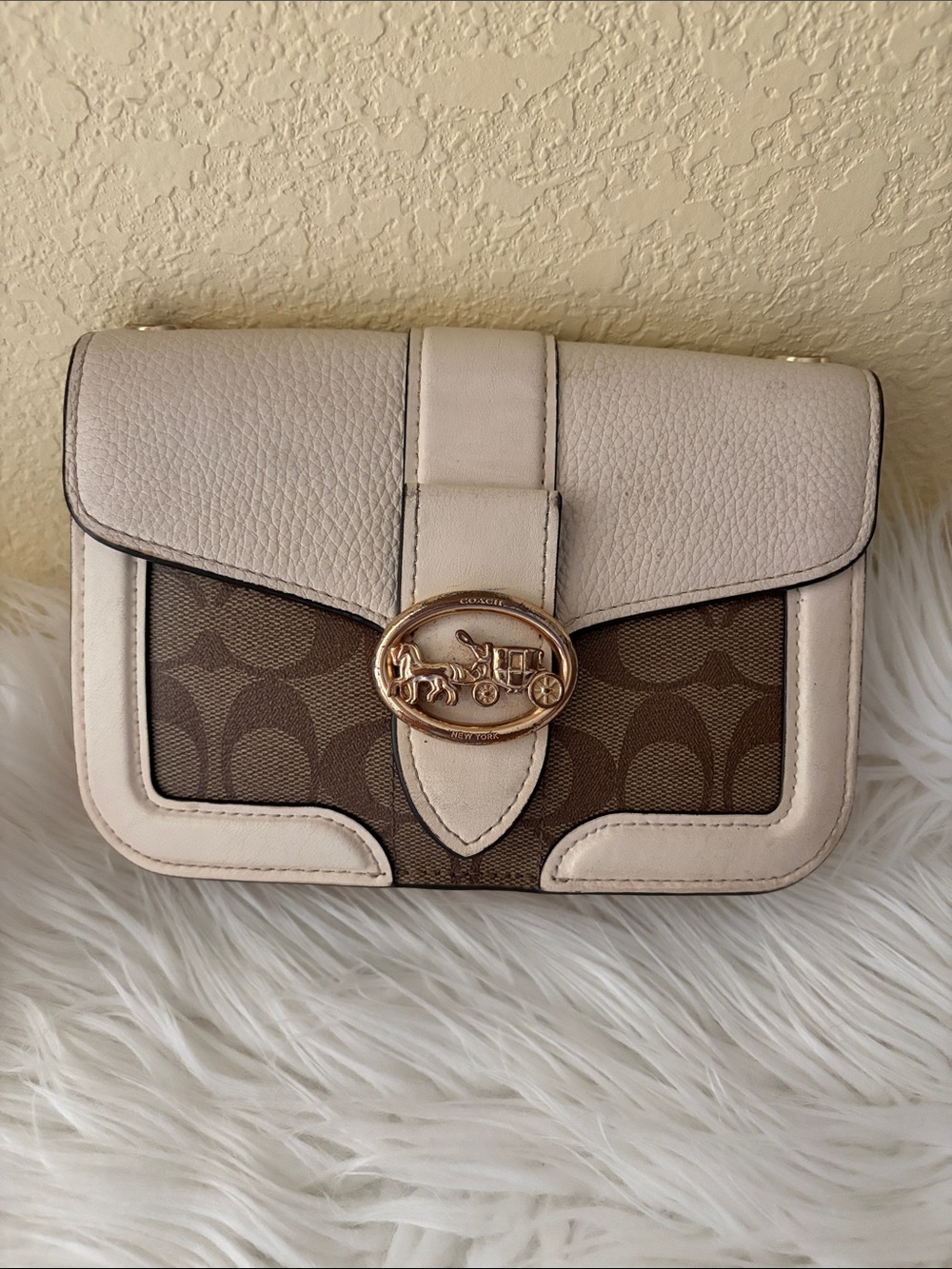 Coach  Signature Crossbody